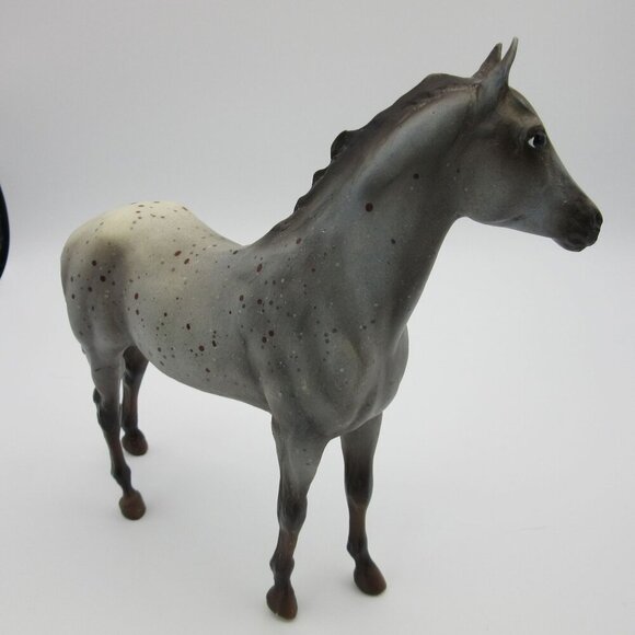 Breyer Horse Classic Duchess 6136 Wild Blue Roan Spotted Figure 2009 - Picture 2 of 6